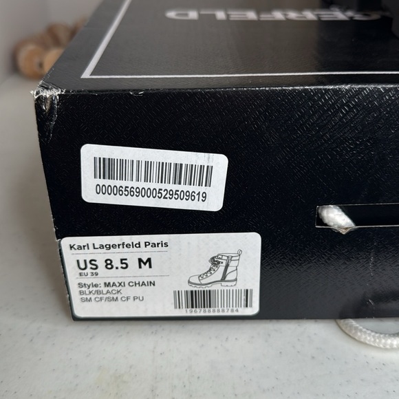 KARL LAGERFELD womens Maxi Chain Combat Boot Sz 8.5 - Picture 12 of 13